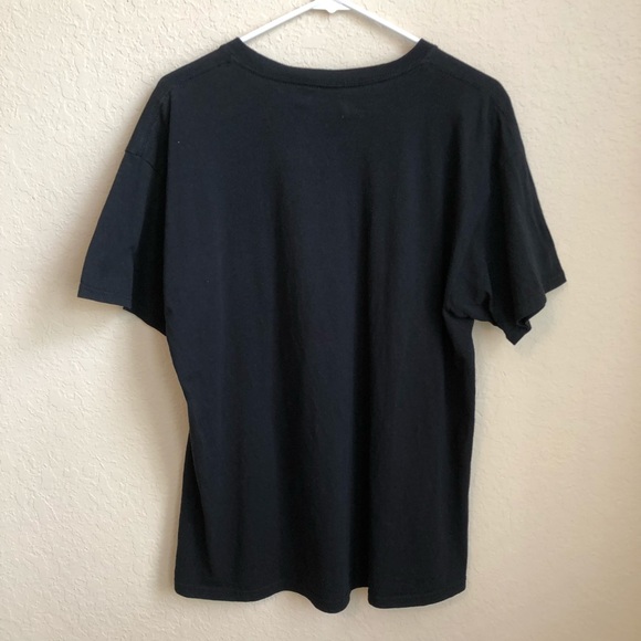 Black Wolves Graphic Tee Size L - Picture 5 of 5